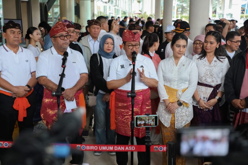 Wagub Rano Karno saat perayaan nyepi di Bundaran HI.(Foto istimewa)