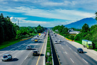 Ilustrasi, Pemerintah sudah menyiapkan rekayasa lalu lintas mulai dari one way, contraflow, hingga ganjil genap di sejumlah ruas tol utama. Foto: Istock @Bagir Alaydrus