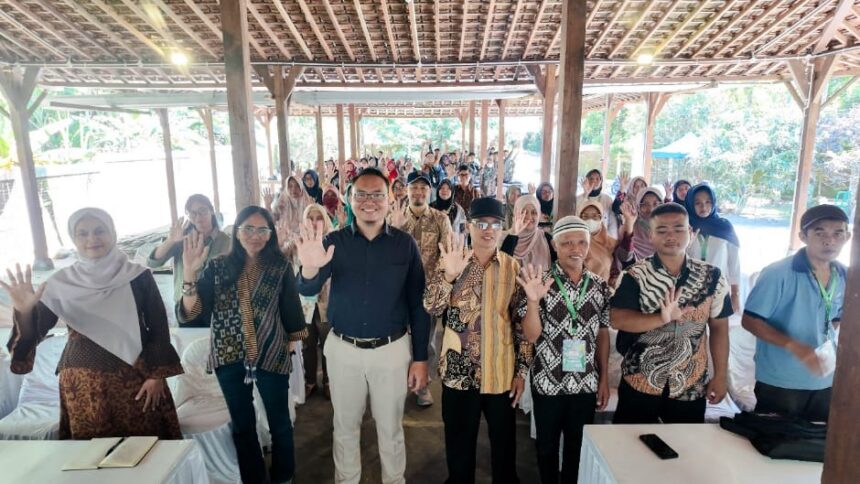 Haisawit Indonesia bersama Badan Pengelola Dana Perkebunan (BPDP) menyelenggarakan kegiatan Program Dukungan UMKM Sawit untuk Desa Wisata di Desa Wisata Pentingsari, Kabupaten Sleman, Daerah Istimewa Yogyakarta