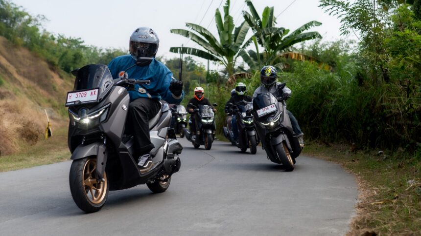 Fitur-Fitur Andalan NMAX, “TURBO” , Bikin Touring Libur Lebaran Jadi Happy MAXimal
