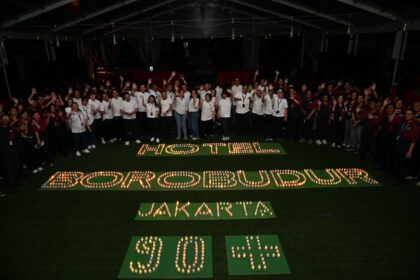 Memperkuat predikatnya sebagai hotel ramah lingkungan, Hotel Borobudur Jakarta bersama Artha Graha Peduli (AGP) kembali berpartisipasi dalam Earth Hour 2026 dengan mengusung tema “Beri Ruang untuk Bumi”.