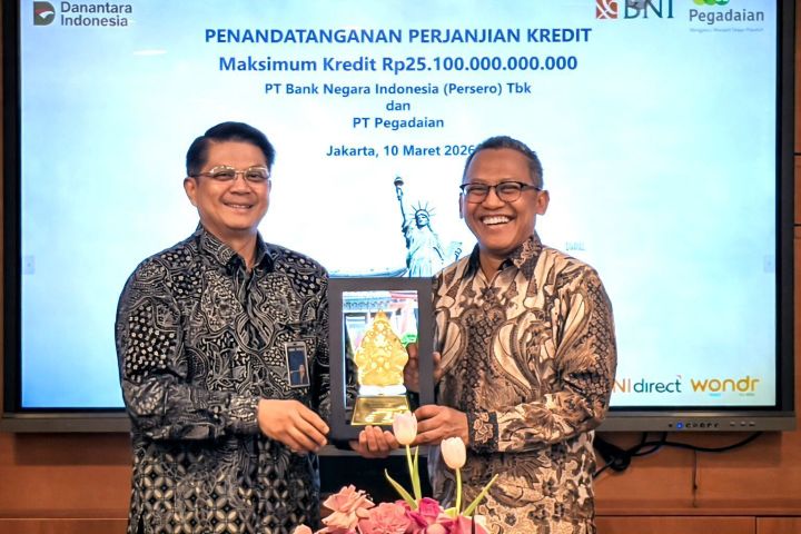 Penandatanganan Perjanjian Kredit (PK) antara pihak BNI dan Pegadaian yang berlangsung di Jakarta pada Selasa (10/3/2026). Foto: Dok BNI