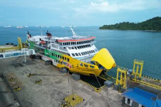 PT ASDP Indonesia Ferry (Persero) mengajak masyarakat untuk memanfaatkan program stimulus diskon tarif penyeberangan yang masih tersedia luas, khususnya untuk perjalanan arus balik Lebaran 2026. (dok.ASDP).