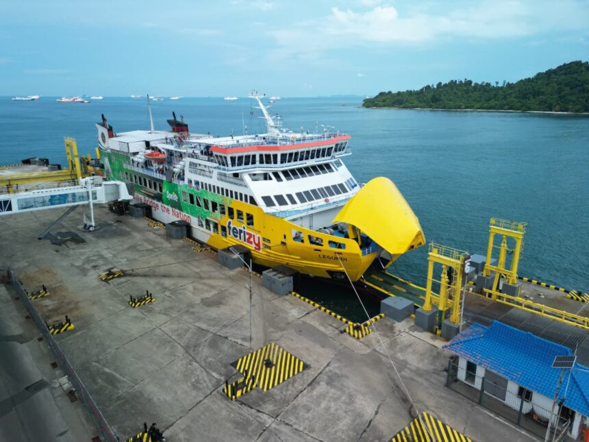 PT ASDP Indonesia Ferry (Persero) mengajak masyarakat untuk memanfaatkan program stimulus diskon tarif penyeberangan yang masih tersedia luas, khususnya untuk perjalanan arus balik Lebaran 2026. (dok.ASDP).