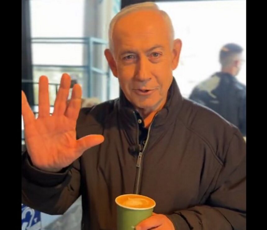Video Benjamin Netanyahu saat di kedai kopi. Foto: Tangkapan layar video viral