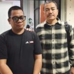 IRV (kiri), jaksa gadungan yang ditangkap Pan SDO Kejati Jabar. Foto: Seksi Penkum Kejati Jabar