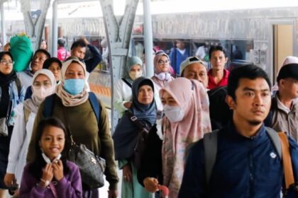 Penumpang kereta api. Foto: KAI