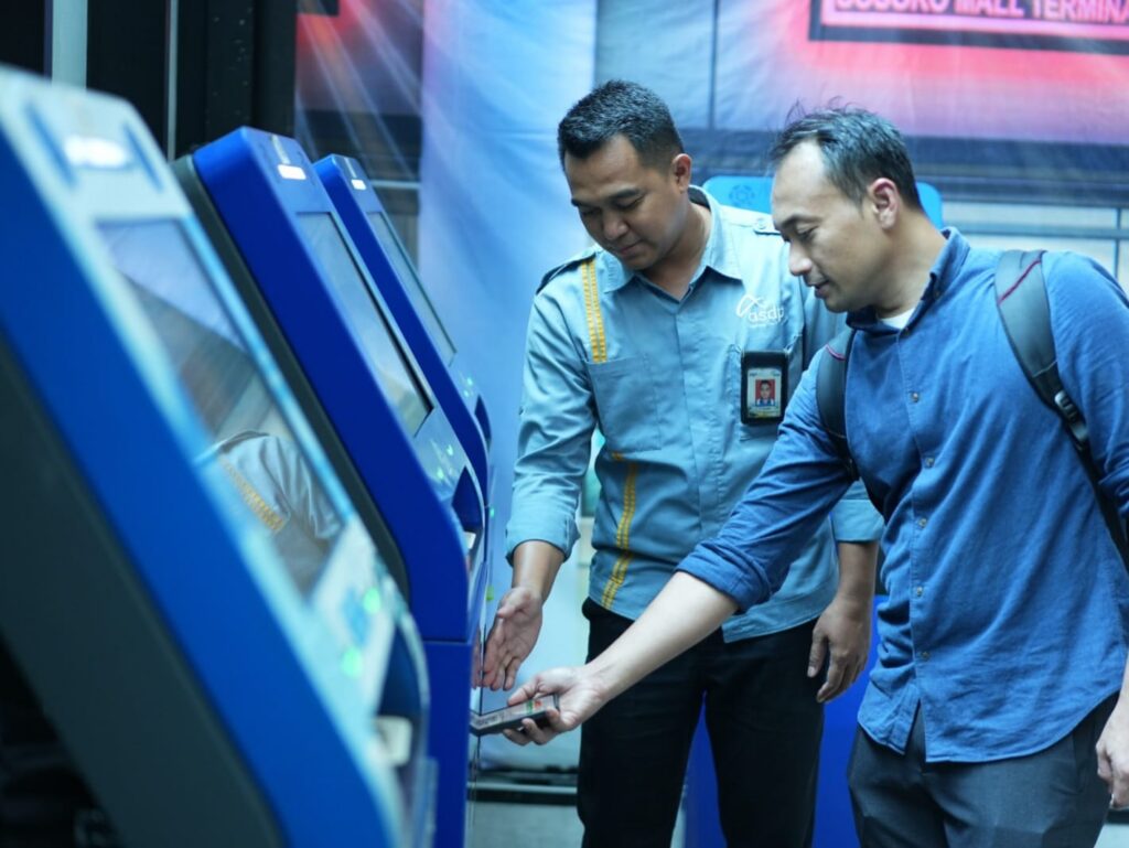 Diprediksi 108 ribu penumpang dan 353 ribu kendaraan akan menyeberang dari Sumatera menuju Jawa pada mudik Lebaran 2026 ini. (dok. ASDP).