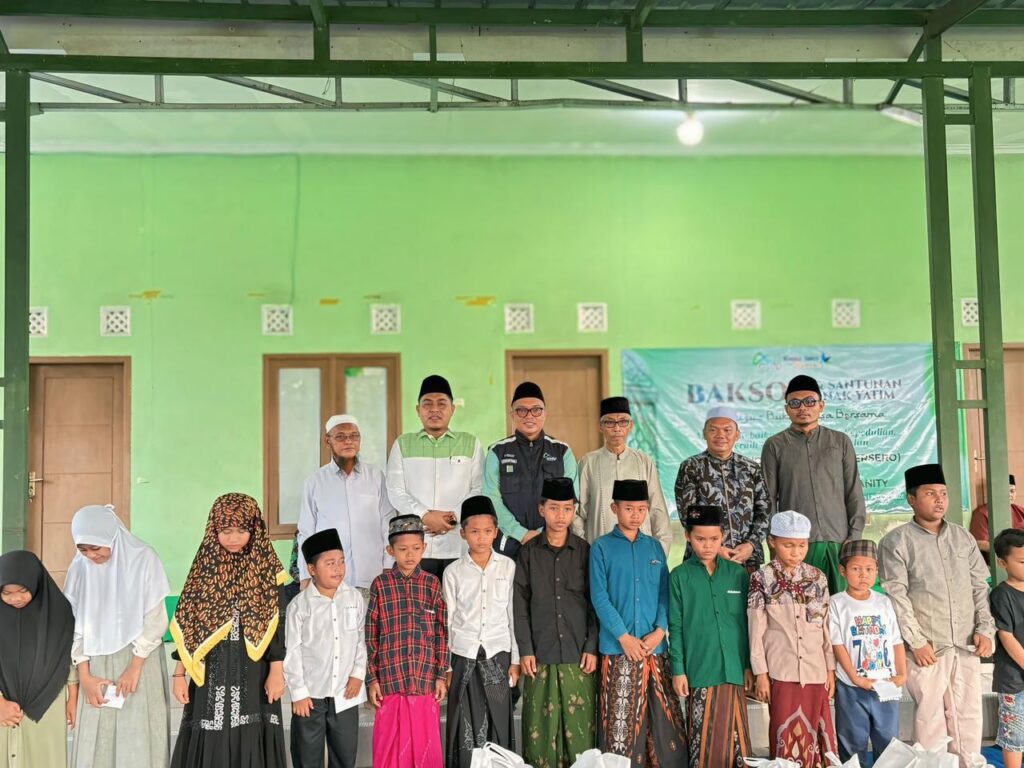 PT ASDP Indonesia Ferry (Persero) kembali hadir di tengah masyarakat melalui kegiatan bakti sosial dan santunan bagi anak-anak yatim pada Sabtu (7/3) pukul 15.00 WIB di Kantor Klepean Centre for Humanity. (dok.ASDP).