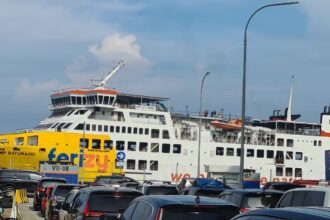 Pergerakan penumpang dan kendaraan dari Jawa menuju Sumatera mulai menunjukkan peningkatan signifikan menjelang periode Angkutan Lebaran 2026. (dok. ASDP).