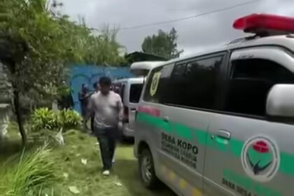 Pasutri korban pembunuhan di Cisarua, Bogor, ditemukan dalam mobil yang terparkir di rumah kosong kawasan Padalarang, Bandung Barat. Foto: Tangkapan layar Instagram @bogor24update