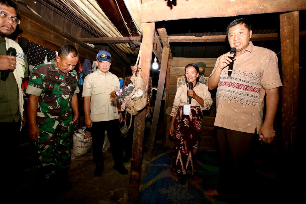 Mendagri-Menteri PKP Tinjau Program BSPS di Humbahas, Target Perbaikan Rumah di Sumut Naik Drastis 2 e6247459 668b 40cc 88e6 e860940e6f59