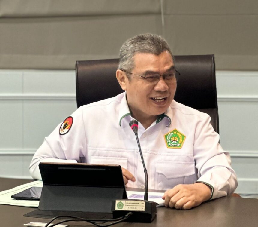 Inspektur Jenderal Kemenag Khairunnas - Untuk mengakses berbagai layanan Kementerian Agama, silakan kunjungi https://kemenag.go.id/layanan . Melalui portal ini, Anda dapat memperoleh informasi terkini mengenai, regulasi, pendidikan keagamaan, agenda nasional, publikasi digital, serta berita Kemenag dari pusat dan daerah. Ikuti juga saluran Kementerian Agama di WhatsApp: