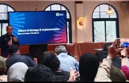 Executive General Manager Digital Product Telkom Indonesia Komang Budi Aryasa dalam acara temu dengan media di Jakarta, Senin (2/3/2026). Foto: Yudha Krastawan/ipol.id