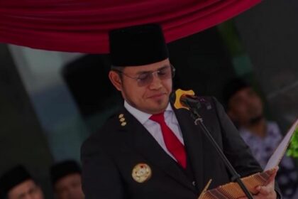 Gubernur Kaltim batal beli mobil dinas Rp8,5 miliar. Permintaan maaf pun disampaikan kepada masyarakat. Foto: IG @h.rudymasud