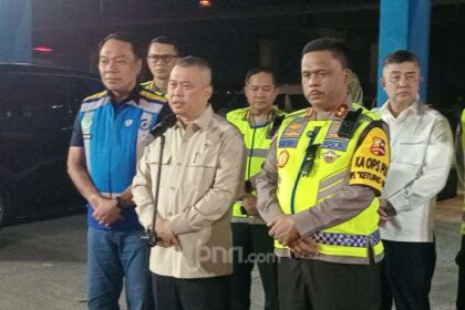 Menteri Perhubungan Dudy Purwagandhi saat konferensi pers. Foto : Ist
