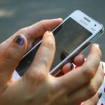 Ilustrasi internet dan komunikasi. Foto: John Mark Smith / pexels