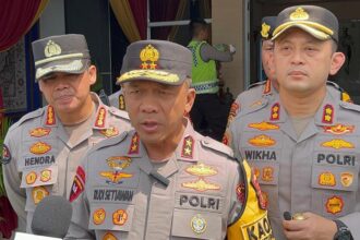 Polda Jabar berkomitmen untuk memberikan jaminan keamanan dan kenyamanan bagi para wisatawan yang mengunjungi kawasan Puncak, Bogor, selama libur Lebaran 2026.
