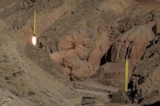 rudal iran serang israel