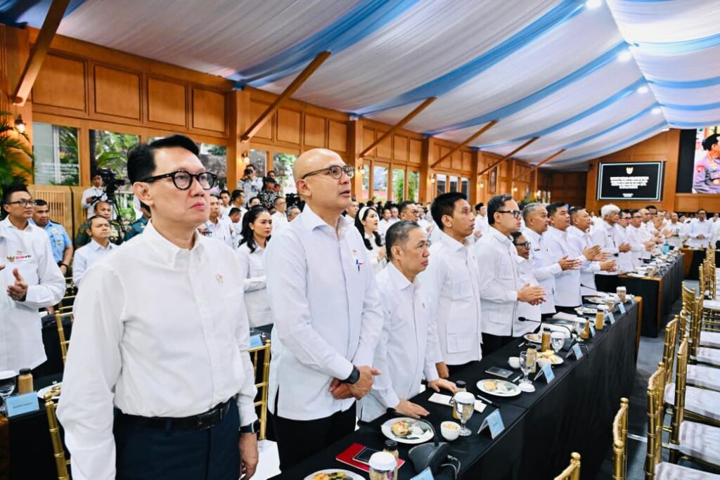 Mendagri Tito dan Jajaran Lengkap Ikuti Rapat Kerja Pemerintah 2 691edbf3 9f8e 48e7 b994 2664b5617b01