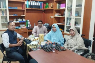 Dukungan PNM tidak hanya berfokus pada aspek finansial, tetapi juga pada penguatan mental, keterampilan, serta jejaring sosial yang mendorong keberlanjutan usaha para nasabah melalui kegiatan peningkatan kapasitas usaha (PKU) didalam setiap pertemuan kelompok mingguan (PKM).