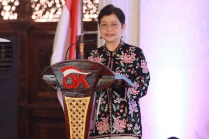 Otoritas Jasa Keuangan (OJK) terus memperkuat budaya kerja berintegritas dengan mengajak seluruh pemangku kepentingan meneladani semangat perjuangan R.A. Kartini, khususnya dalam membangun sikap independen, keberanian berpikir kritis, serta keteguhan memegang nilai moral, etika, akuntabilitas, dan tanggung jawab.