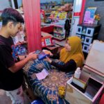 Melalui sinergi BRI sebagai induk bersama PT Pegadaian dan PT Permodalan Nasional Madani (PNM), ekosistem layanan keuangan ini terus diperkuat hingga mampu menjangkau masyarakat di tingkat komunitas. Foto: Dok BRI