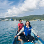 Hany Dwiningsih Ubro, tenaga pemasar mikro atau biasa disebut Mantri BRI yang bertugas di Unit Elat, Kepulauan Kei Besar, Maluku Tenggara. Foto: Dok BRI