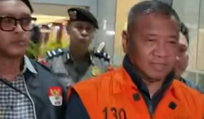 KPK tahan Bupati Tulungagung, Gatut Sunu Wibowo. Foto: KPK
