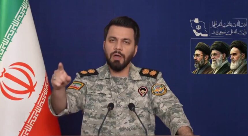 Juru bicara militer Iran, Ebrahim Zolfaghari. Foto: Tangkapan video X