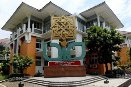 Dalam rilis SIR 2026, Universitas Islam Negeri (UIN) Sunan Kalijaga Yogyakarta bahkan menempati posisi ke-7 terbaik dunia, tiga tingkat di atas Harvard University.