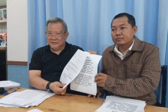 Kuasa hukum, Antonius Nugroho mendampingi Yosep Anton Ediwidjaja yang diduga menjadi korban kriminalisasi dalam kasus utang yang diproses di Polda Metro Jaya di Jakarta, Senin (6/4/2026). Foto: Ist