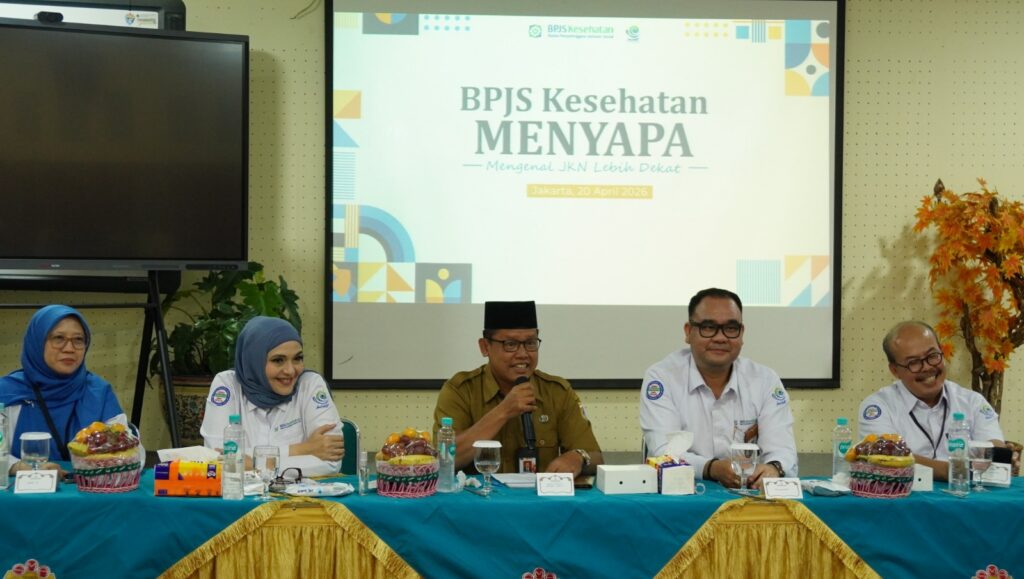 BPJS Kesehatan menghadirkan program “BPJS Menyapa” sebagai ruang menyerap aspirasi dan respons cepat bagi peserta Program Jaminan Kesehatan Nasional (JKN) di SMA 8 Jakarta pada Senin (20/4/2026) pagi. (istimewa/dok. BPJS Kesehatan).