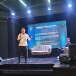 Salah satu narasumber pada kegiatan Gaskeun Camp: Kolab Jadi Jawara dengan tema “#GaskeunJagaInfo: Kolaborasi Ala Muda, Bela Negara Ala Bandung” pada Kamis (23/4/2026), Kepala Biro Hukum dan Komunikasi Publik Badan Siber dan Sandi Negara (BSSN), Brigjen TNI Berty B.W. Sumakud. Foto: Putri/InfoPublik