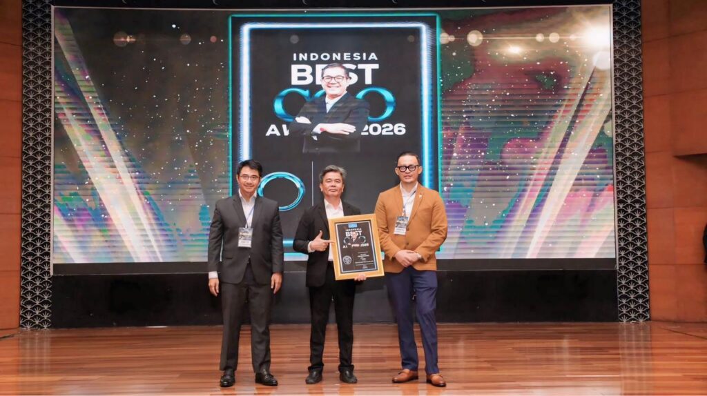 PT ASDP Indonesia Ferry (Persero) meraih dua penghargaan bergengsi dari The Iconomics: Indonesia Best 50 CEO Awards dan Indonesia Best COO Awards 2026. (istimewa/dok. ASDP).