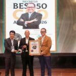 PT ASDP Indonesia Ferry (Persero) meraih dua penghargaan bergengsi dari The Iconomics: Indonesia Best 50 CEO Awards dan Indonesia Best COO Awards 2026. (istimewa/dok. ASDP).