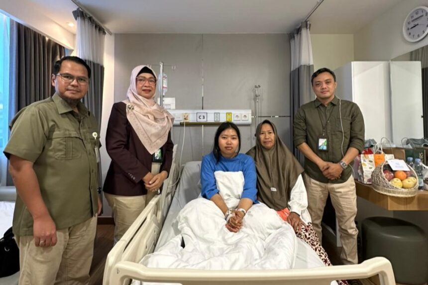 KUNJUNGAN: Kepala Kantor Cabang BPJS Ketenagakerjaan Jakarta Pluit Tetty Widayantie (kedua dari kanan). Foto: BPJS Ketenagakerjaan