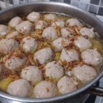 Bakso kuah ala rumahan. Foto: Joesvicar Iqbal/ipol.id