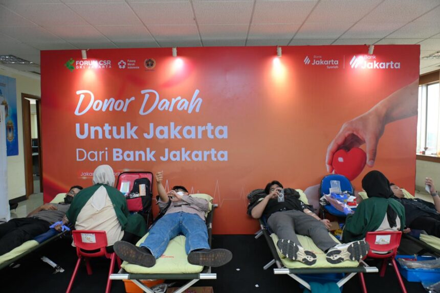 Pelaksanaan donor darah yang diselenggarakan Bank Jakarta. Foto: Ist