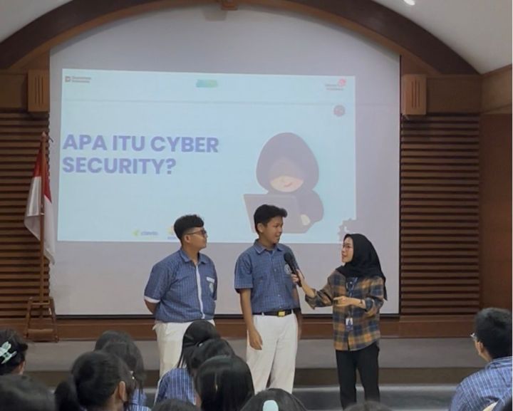 Bangun Kesadaran Keamanan Digital, 420 Siswa Ikuti Program CyberHeroes Telkom 2 et