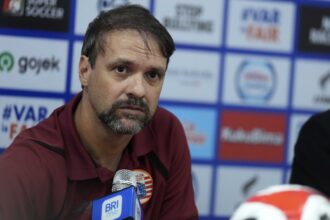 Pelatih Persija, Mauricio Souza. Foto: Persija