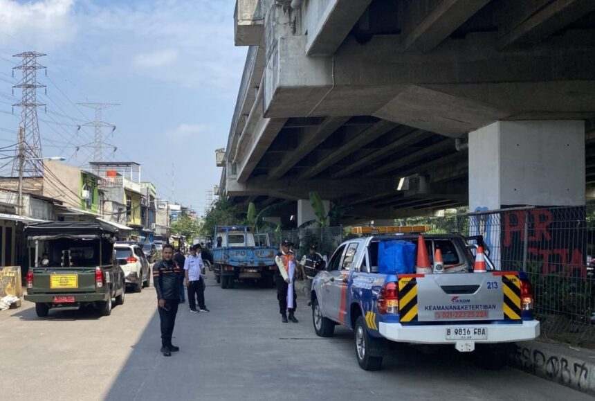 parkir liar cipinang melayu