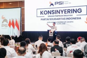 Ketua Umum PSI Kaesang Pangarep beri pengarahan dalam kegiatan Konsinyering Dewan Pimpinan Wilayah PSI di Jakarta, Minggu (12/4/2026). Foto: PSI