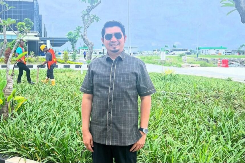 Ustaz Solmed ambil langkah tegas. Namanya terseret isu pelecehan, ia resmi laporkan lebih dari 10 akun penyebar fitnah ke polisi.Foto: IG @ustad_solmed