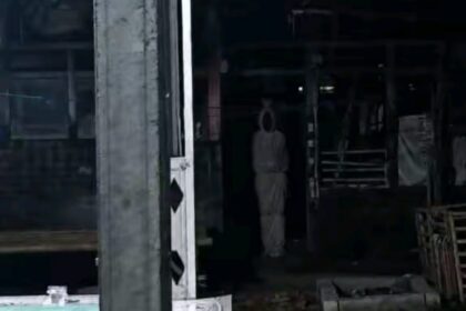 Kabar teror pocong keliling di wilayah Tangerang bikin resah warga. Foto: TikTok @bangrizalll_02