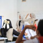 BRI Peduli menyelenggarakan berbagai kegiatan di SDN 104 Langensari, Kec. Coblong, Kota Bandung, Jawa Barat serta menyalurkan berbagai bantuan dalam mendukung kegiatan belajar para siswa. Foto: Dok BRI