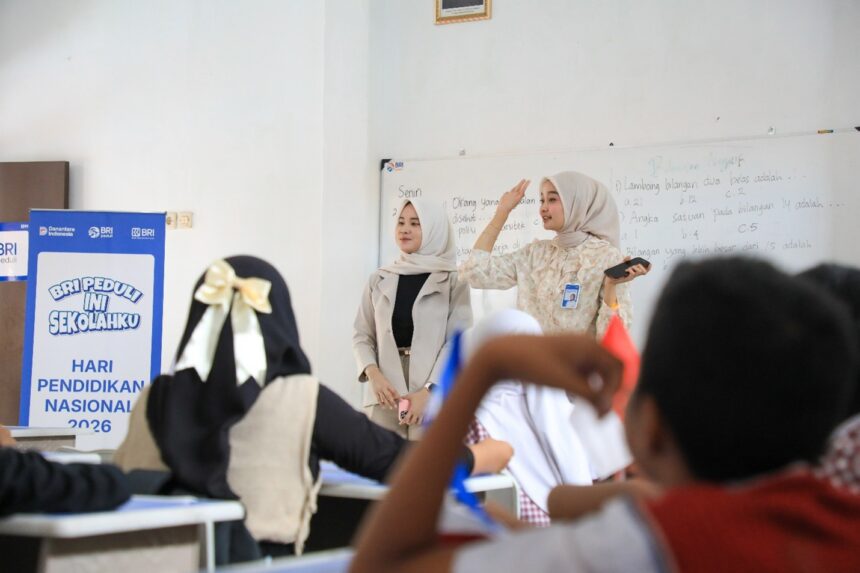 BRI Peduli menyelenggarakan berbagai kegiatan di SDN 104 Langensari, Kec. Coblong, Kota Bandung, Jawa Barat serta menyalurkan berbagai bantuan dalam mendukung kegiatan belajar para siswa. Foto: Dok BRI