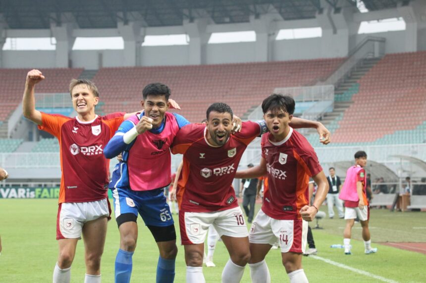 Pemain Garudayaksa FC berselebrasi usai Pastikan Naik Kasta, ke Super League Musim 2026/2027. Foto/mak