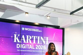 Eva Noor Saat memberi Sambutan dalam Acara Kartini Digital 2026. Foto: Ist