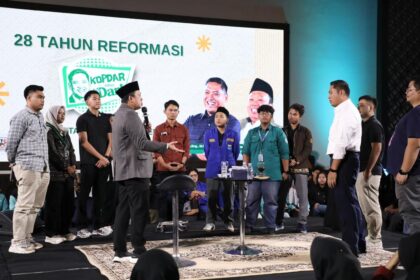 Menteri Nusron saat menyampaikan gagasannya terkait tanah ulayat di Solo Jateng. Foto: Dok Humas